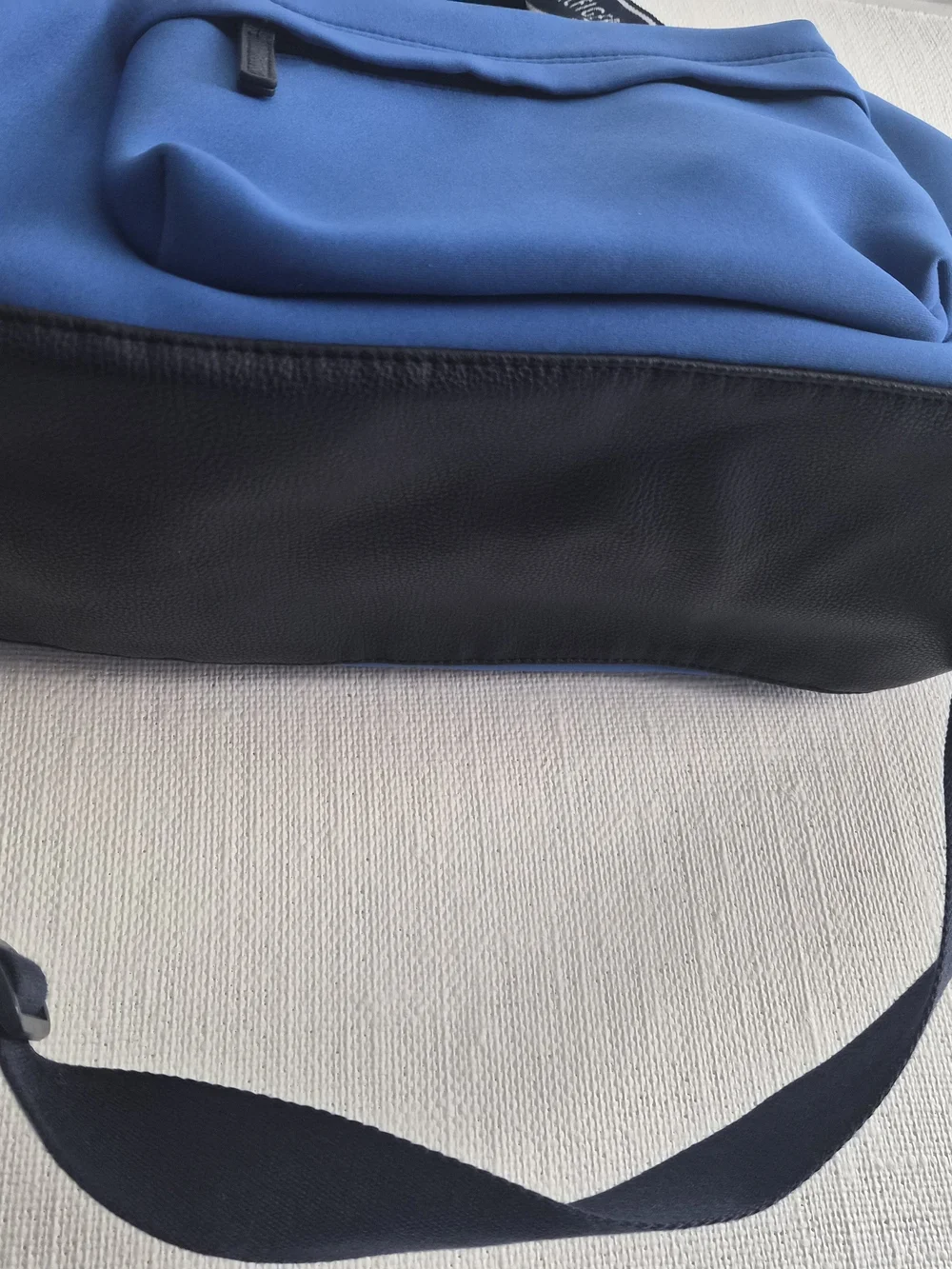 Tommy Hilfiger Blue Duffle Bag